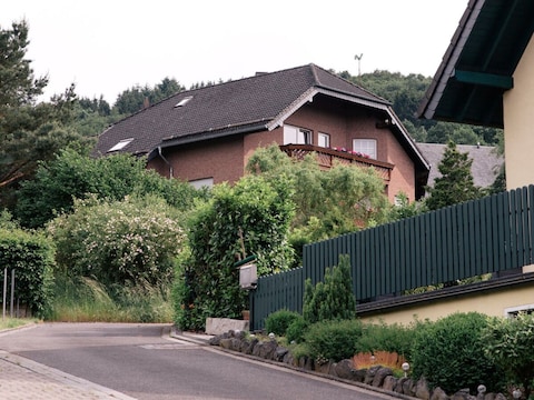 Apartment 2-Bett-Ferienwohnung Dusche und Bad/WC, Terrasse