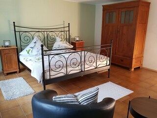 Schlafzimmer (1)