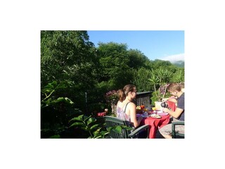 Frühstück auf der Terrasse