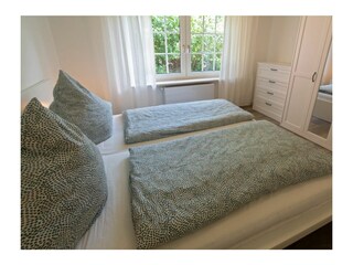 Schlafzimmer I Bild II