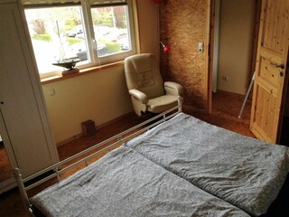 Schlafzimmer 2