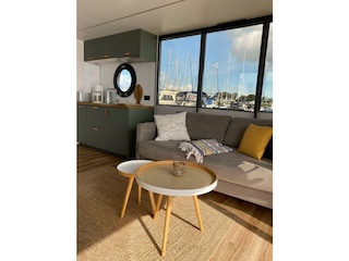 Wohnbereich /Küche Hausboot Fjord Schleiliebe Schleswig