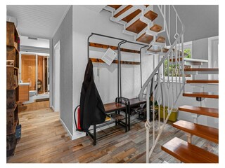 Eingang, Flur, Treppe