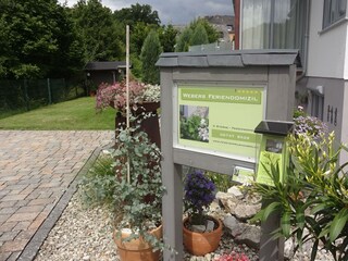 Ihr großzügiger Parkplatz