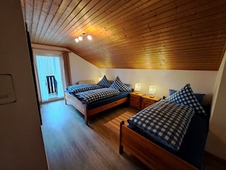 Schlafzimmer und Terrasse