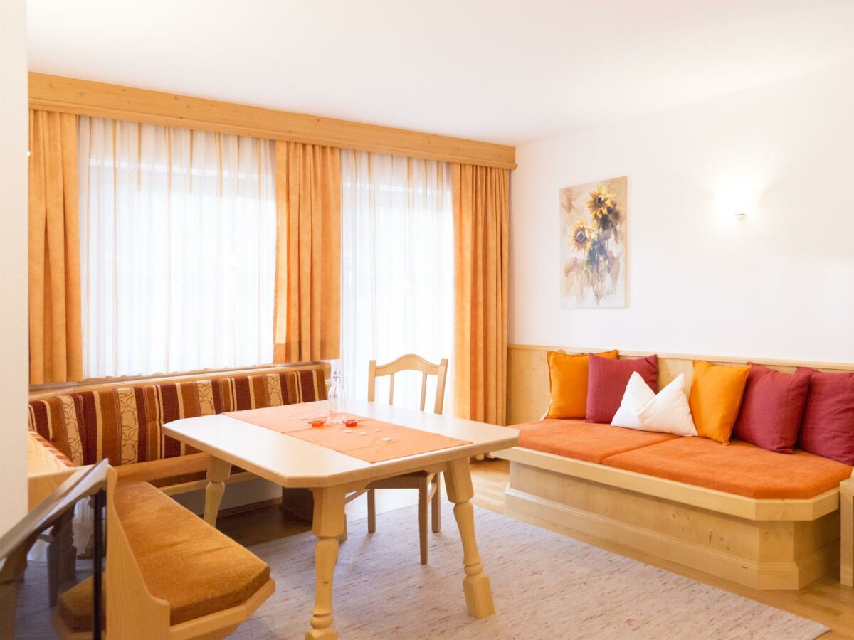 Apartment mit 2 Schlafzimmer