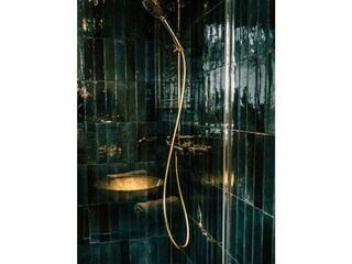 Söll_AparthotelOldSchool_Dusche_WilderKaiser