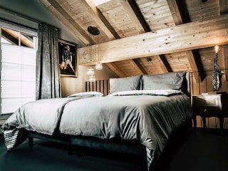 Söll_AparthotelOldSchool_Schlafzimmer_WilderKaiser