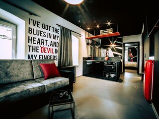 Söll_AparthotelOldSchool_Wohnraum_WilderKaiser