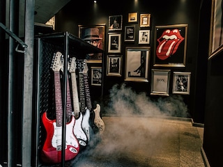 Söll_AparthotelOldSchool_Rezeption_WilderKaiser