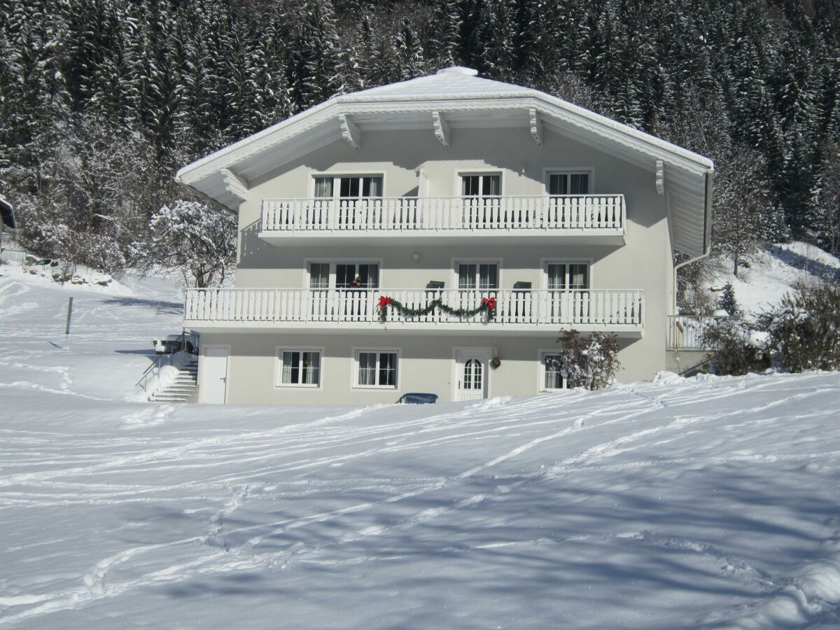 Landhaus Bürse im Winter