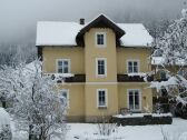 eine verschneite Villa Talheim