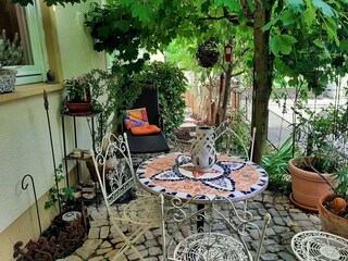 schattige kleine Terrasse