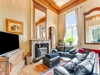 Castello Gesves Caratteristiche 17