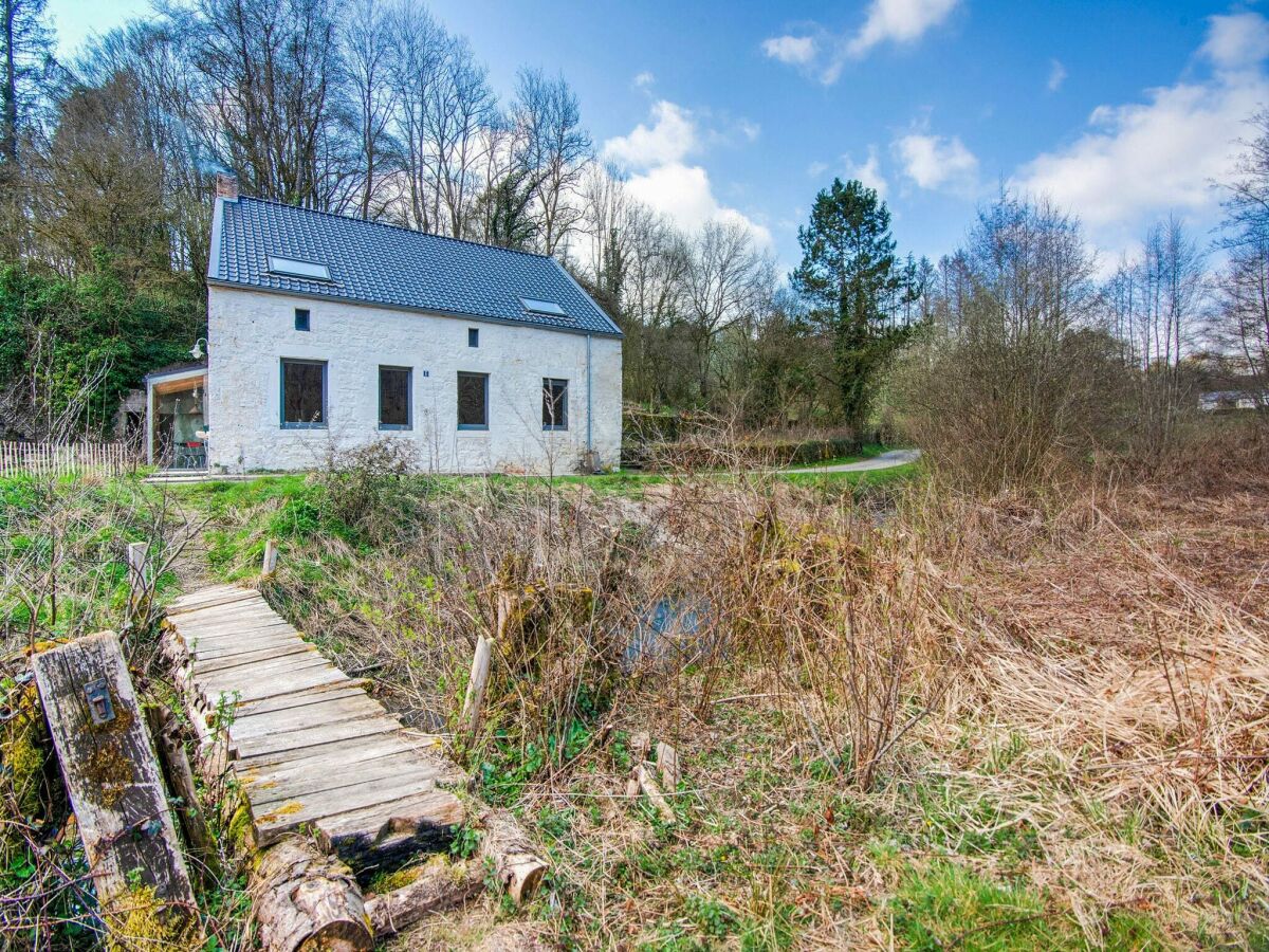 Ferienhaus Doische Außenaufnahme 7