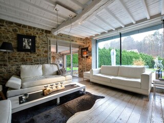 Holiday house Spa Features 13