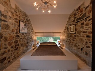 Holiday house Spa Features 19