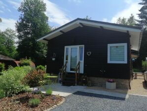 Schönes Chalet am Waldrand in Saint-Léger - Robelmont - image1