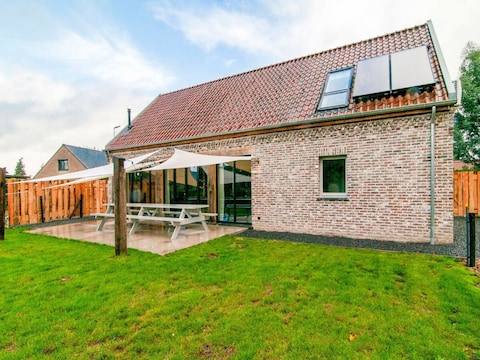 Ferienhaus Modernes Familienferienhaus