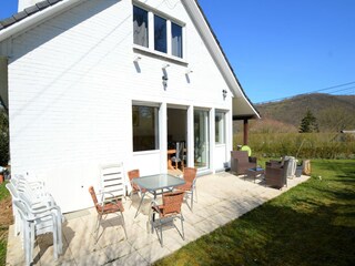 Villa Namur Outdoor Recording 4