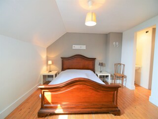Bungalow Onhaye Features 32