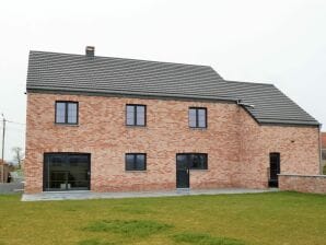 Geräumiges Ferienhaus mit Blick auf die Landschaft in Beauraing - Beauraing - image1