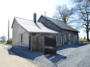 Ferienhaus Geräumiges Haus mit Sauna, Spa und Blick auf die Landschaft - Gouvy - image1