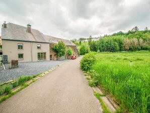 Vakantiehuis Prachtige villa in Léglise met een tuin en vijver - Fauvillers - image1