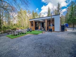 Chalet Hotton Outdoor Recording 8