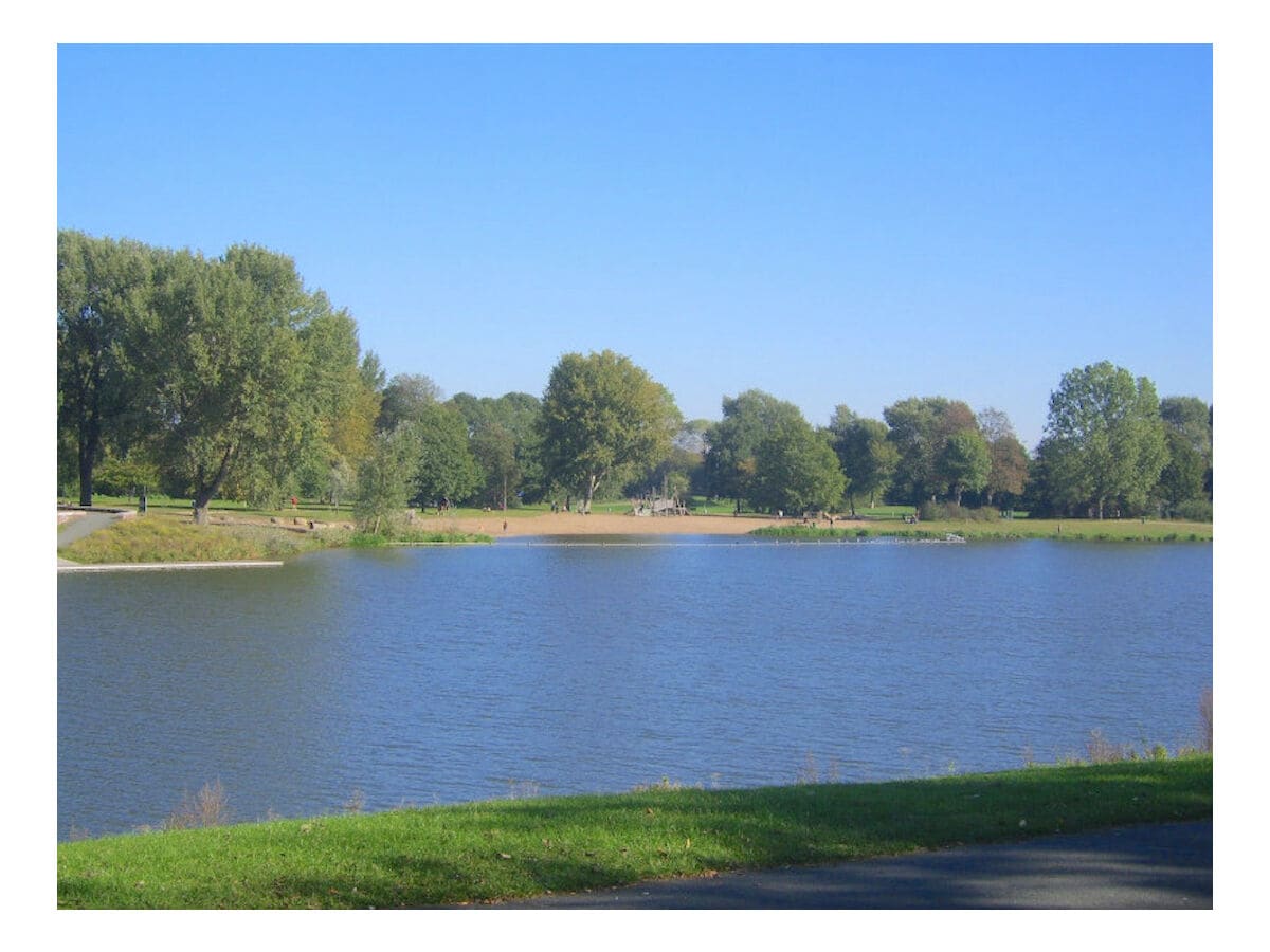 Werdersee mit Badestrand