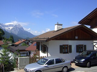 Haus mit Bergblick, Stellplatz