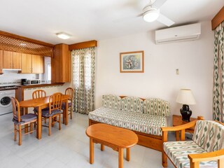 Apartamento Roquetas de Mar Características 19