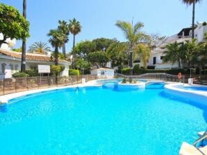 Appartement Mooie vakantiewoning in Marbella met een tuin - Elviria - image1