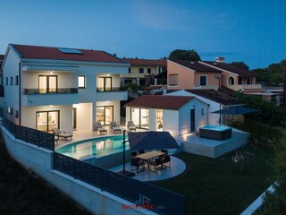 Villa Galižana Omgeving 37