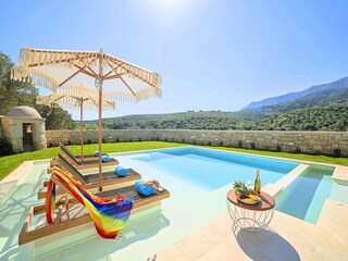 Vakantiehuis Georgioupolis Buitenaudio-opname 3