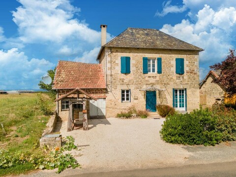 Holiday house Ferienhaus mit Pool in Coubjours