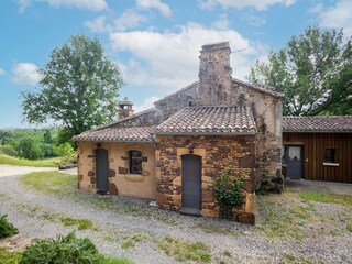 Ferienhaus Mazeyrolles Außenaufnahme 4