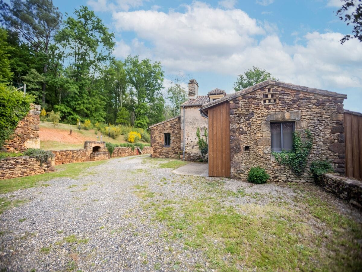 Ferienhaus Mazeyrolles Außenaufnahme 8