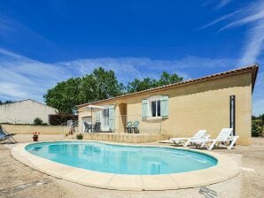 Geräumiges Ferienhaus in Aigues Vives - Aigne - image1