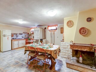 Apartment Bacu Abis Ausstattung 12