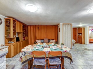 Apartment Bacu Abis Features 17