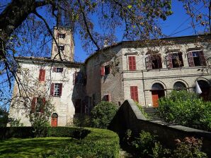 Wohnung im Schloss, mit privatem Garten - Robella - image1