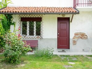 Herrliches Ferienhaus in Moncucco Torinese mit Balkon - Moncucco - image1