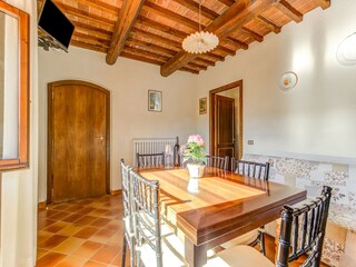 Farmhouse Montaione Features 24