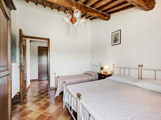 Farmhouse Montaione Features 24