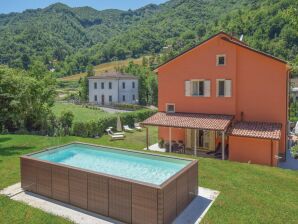 Holiday house Holiday home in Borgo Pace with pool - Mercatello sul Metauro - image1