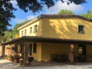 Bauernhof Apecchio Außenaufnahme 10
