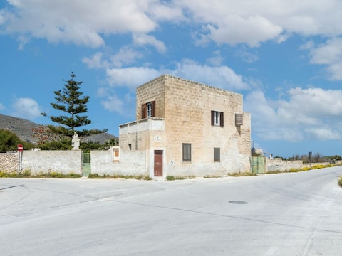 Vakantiehuis Appartement in Favignana met gedeeld zwembad