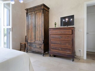 Farmhouse Noto Marina Features 40