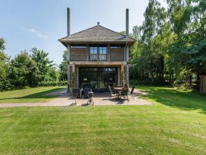 Ferienhaus Weelderig vakantiehuis met privé Hottub